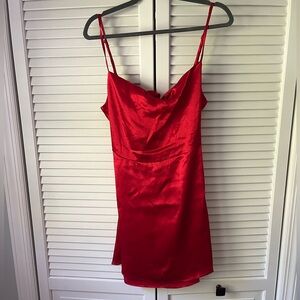 Red dress with open back and tie